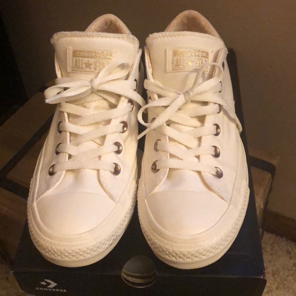Women’s Converse Allstars